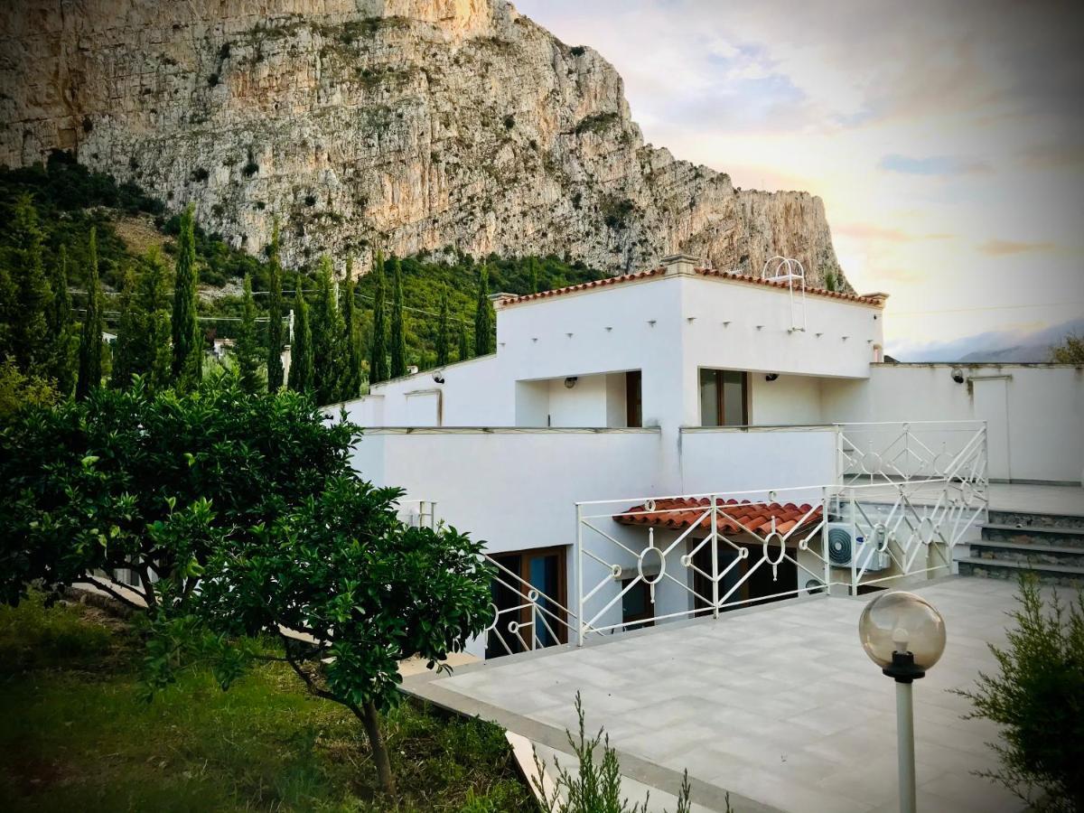 Al Tempio Della Pace Hotel Carini Exterior photo