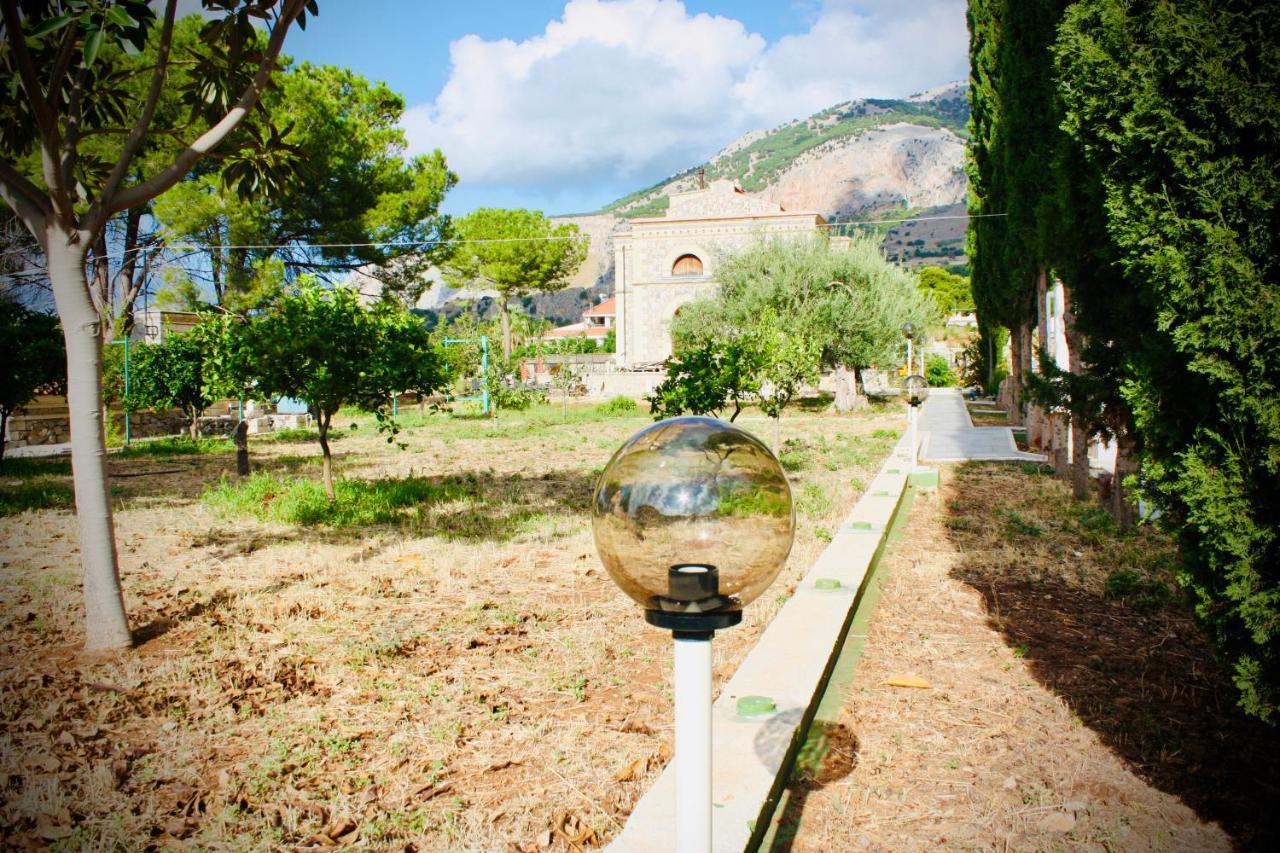 Al Tempio Della Pace Hotel Carini Exterior photo